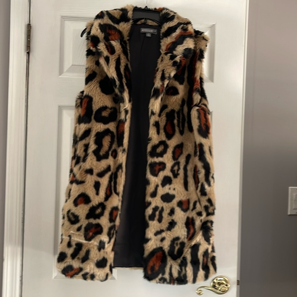 Accessory St Nee York faux fur vest